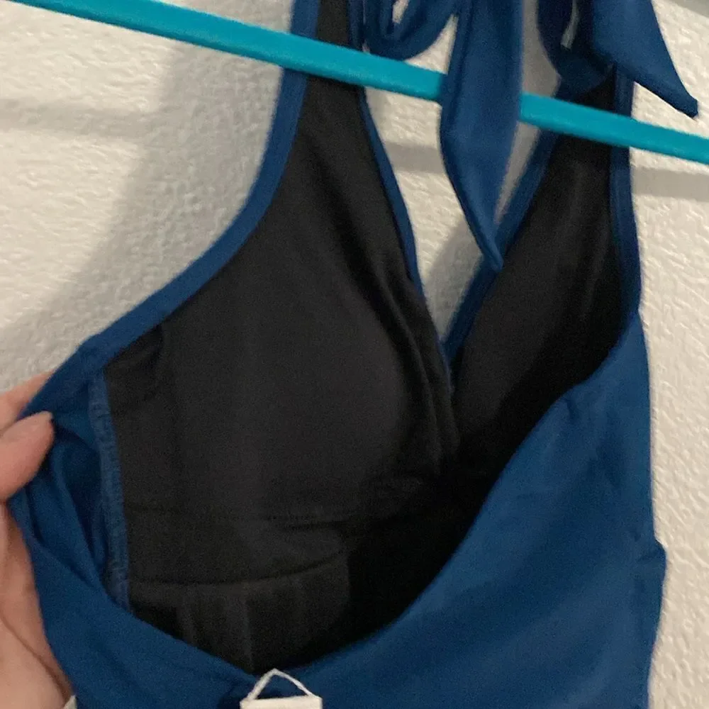 NWT- CUPSHE- deep blue halter twisted detail one piece- Size small